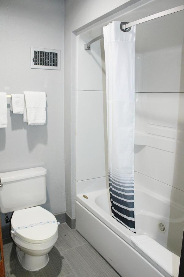 Greenlight Inn & Suites St James Saint James Εξωτερικό φωτογραφία